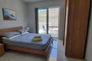 Lovely 3-bedroom apartment in, Gozo!, Marsalforn