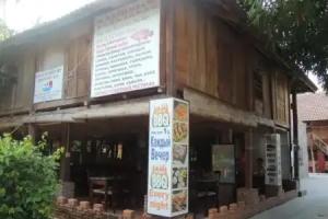 1 &10 Hotel, Mui Ne