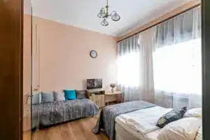 Pulp Fiction Apartments on Ermolova Street 19, Kislovodsk