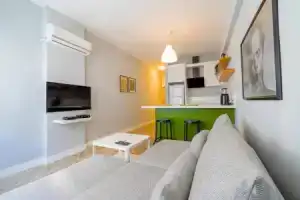 Central Flat near Beach in Muratpasa Apartments, Antalya