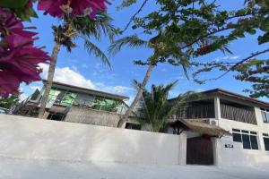 Go Surf Maldives Hotel, Thulusdhoo