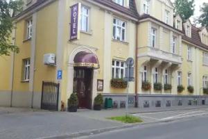 Atena, Slupsk
