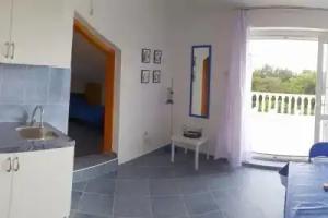 Vila Jelica, Sutomore