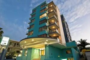Aqualine Apartments on the Broadwater, Gold Coast