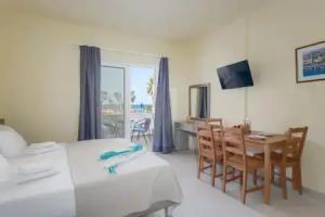 Eden Beach Hotel, Agia Marina