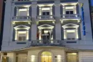 Hotel London, Viareggio