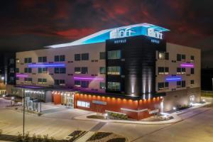 Aloft Dallas South Apartments, Arlington