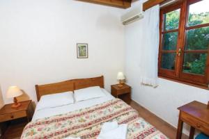 Stunning Home in Paphos With 3 Bedrooms, Sauna and Outdoor Swimming Pool, Miliou