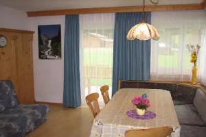 Ferienwohnung Haus Alpina Apartments, St. Leonhard im Pitztal