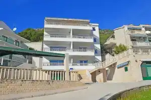 Contemporary Apartment in Drvenik With Balcony, Podaca