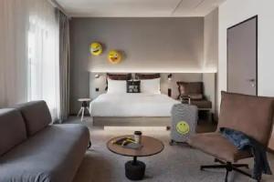 Moxy Munich Ostbahnhof, Munchen