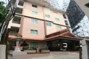 Kim Hostel at Morleng, Bangkok