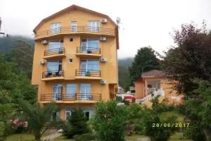 Hotel Costa Rica, Kvariati