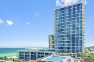 Carillon Miami Wellness Resort, Miami Beach