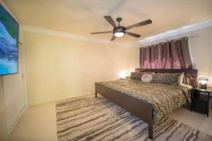 Garden Condos 21, Modern 1BR APT In Strip! Guest Friendly, Sosua