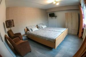 1 room studio with wonderful view, Den Helder