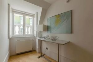 Modern Apartment in the Heart of Alfama, Lisbon