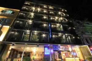 The Crystal Beach Hotel, Patong