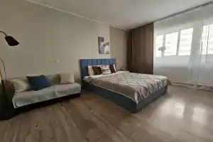 Apartments on 112 Sheinkman Street, Ekaterinburg