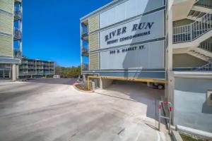 Riverpalooza RRC A305 Hotel, New Braunfels