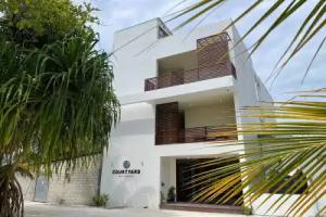 Courtyard Guest house, Kanu Huraa