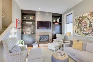 Downtown Condo w/ Rooftop Patio & City Views! Apartments, Omaha