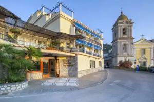 Piccolo Paradiso, Massa Lubrense