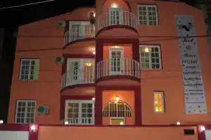 Feel at Home Apartments, Tbilisi