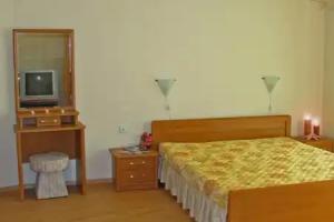 GT Messambria Fort Beach Apartments, Elenite