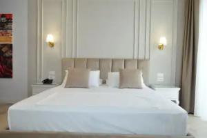 Seaside Hotel, Vlore
