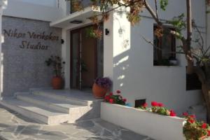 Nikos Verikokos Studios, Naxos Chora
