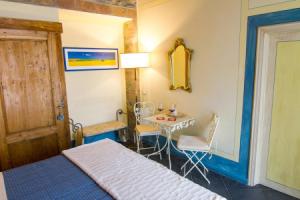 Porta Castellana B&B - Apartment, Montalcino