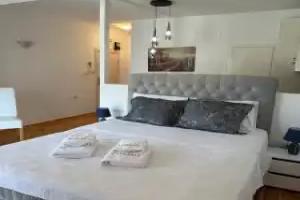Themis Apart Hotel, Kotor