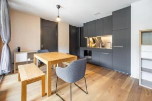 Vallada 14 01 Hotel, Flims