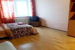 Max Apart on Gorky Street, Kirov