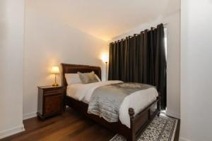 Grand Royal Condos - Apartments, Toronto