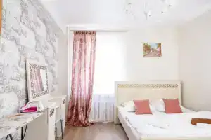 LetoApart (LetoApart) on Mira Street 14/4, Novorossijsk