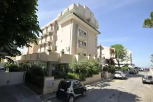 Hotel Clara, Riccione