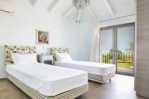 Villas Kefalonia, Svoronata