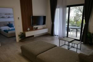 Stay By Ilvesta Potam Mini-hotel, Himare