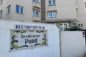Sunny apartment in el Point, Albir