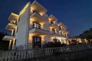 Hotel Bora Bora, Ksamil