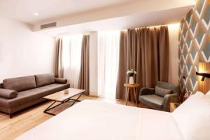 DAYS City Suites Athens, Piraeus