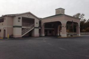 Country Hearth Inn & Suites, Augusta