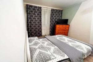 AlexHome (Alexhome) on the street on May 9, 4Ak1-133, Khimki