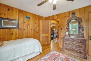 Hidden Pines -- Ev#3034 2 Bedroom Home by RedAwning, Estes Park