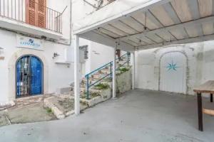 Beautiful Apartment in With Wifi and 2 Bedrooms, Peschici