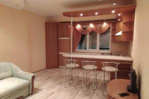 Двухкомнатная квартира с кухней студией Бровары., Brovary
