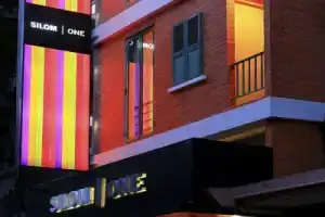 Silom One, Bangkok