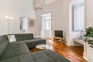 New Luminous And Relaxing Flat Apartments, Lisbon